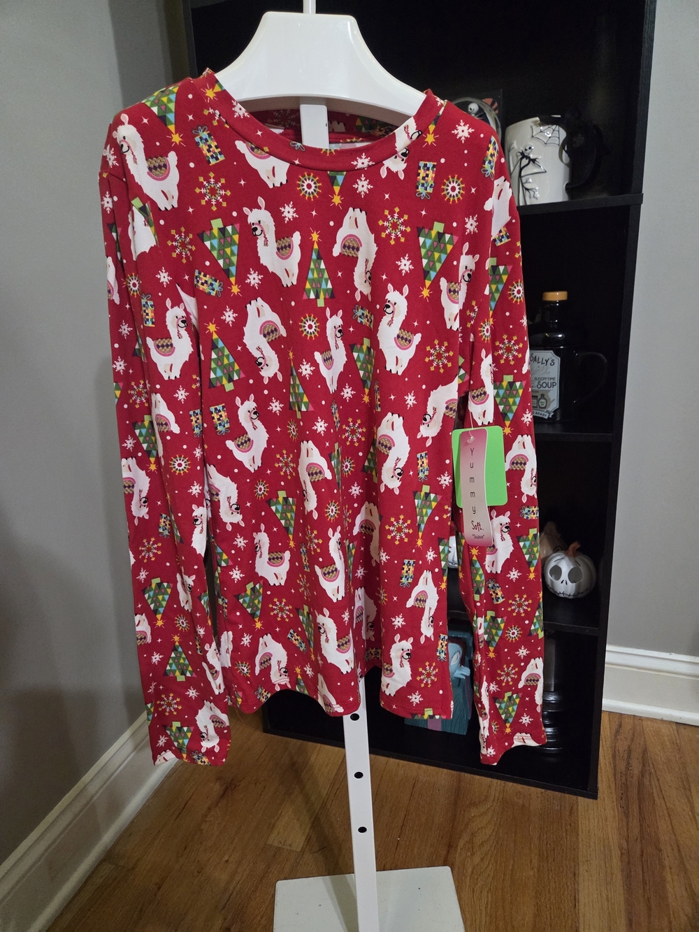 Holiday Llama Print Red Women's Long-Sleeve Top